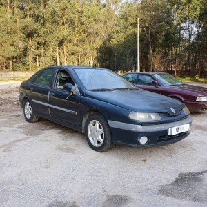 RENAULT - LAGUNA